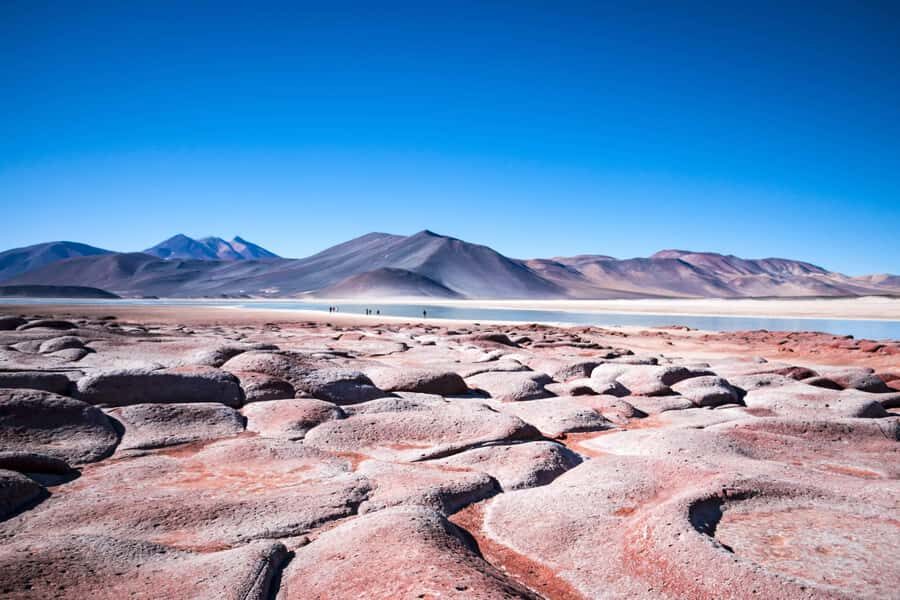 Caracoles: Red Stones of Atacama and Chaxa Guided Day Trip - Atacama Saltflat: why the first stop sets the tone