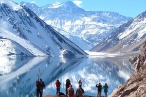 Private Andes Day Excursion to Maipo Valley and El Yeso Reservoir - Parque Valle del Yeso: Riding Up to 2,500 m for the Lagoon Country