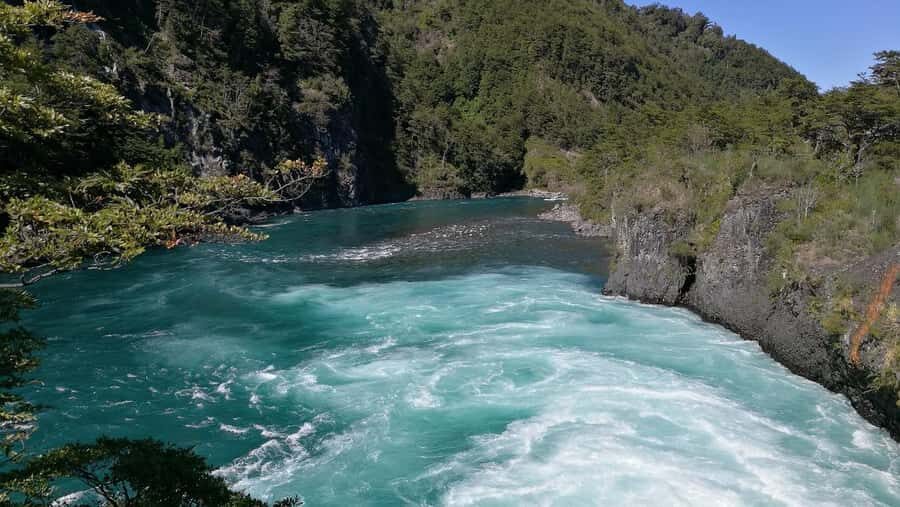 Puerto Montt: Osorno Volcano and Petrohué Falls Guided Tour - Key highlights to look forward to