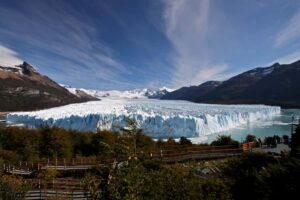 Puerto Natales: Day Trip to Perito Moreno Glacier Argentina - Getting to Los Glaciares National Park: border checks and the El Calafate handoff