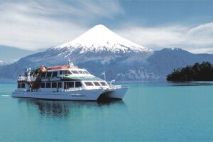 Puerto Varas: Full Day - Peulla navigation - Vicente Pérez Rosales National Park and Saltos del Petrohué: Short Stop, Big Payoff
