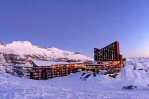 Santiago: Valle Nevado Ski Day Trip with Hotel Transfers - Hotel pickup and the van ride: what the first half of the day really feels like