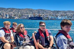 Street Art in Valparaiso and Wines in Casablanca from Santiago - Caleta Portales Beach and Fish Market: The Local Start That Sets the Tone