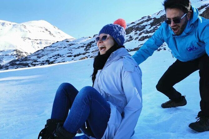 Tour Sunset Farellones & Valle Nevado - Farellones at golden hour: picnic time done right
