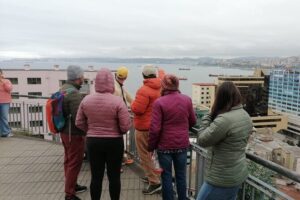 Walking Tour Valparaiso, History & Art - Private Optional - Plaza Aníbal Pinto and the Fountain of Neptune stop the walk in a good way